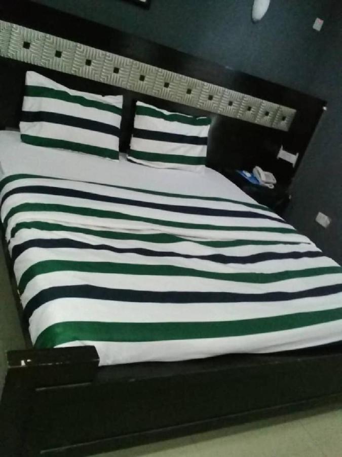 Theodawn Hotels @ Suite 29 Ikeja Eksteriør billede