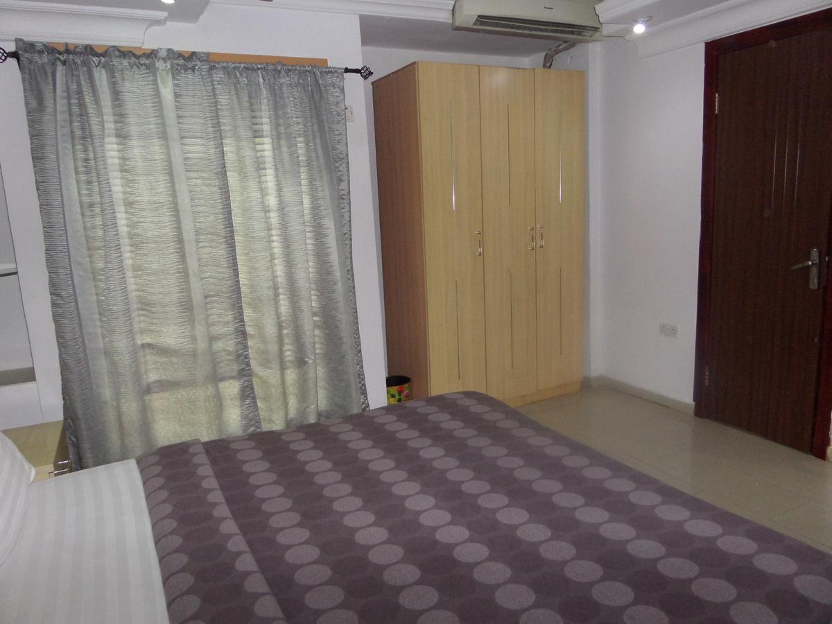 Theodawn Hotels @ Suite 29 Ikeja Eksteriør billede