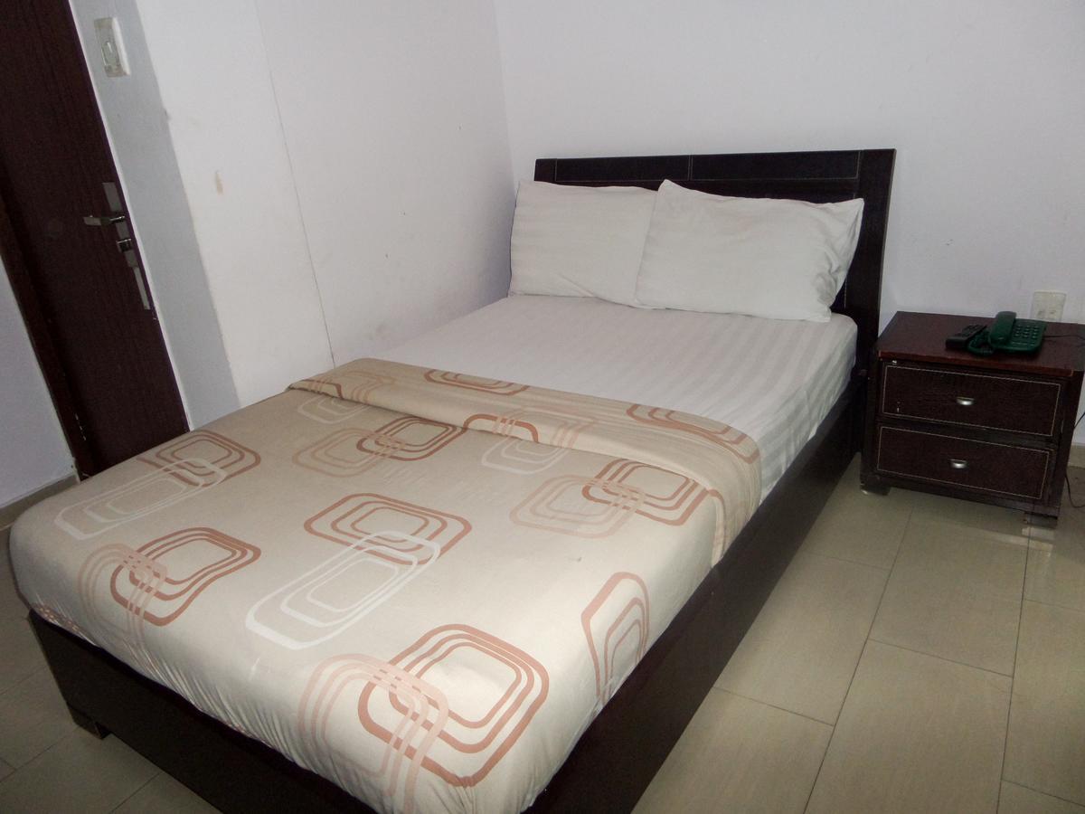 Theodawn Hotels @ Suite 29 Ikeja Eksteriør billede