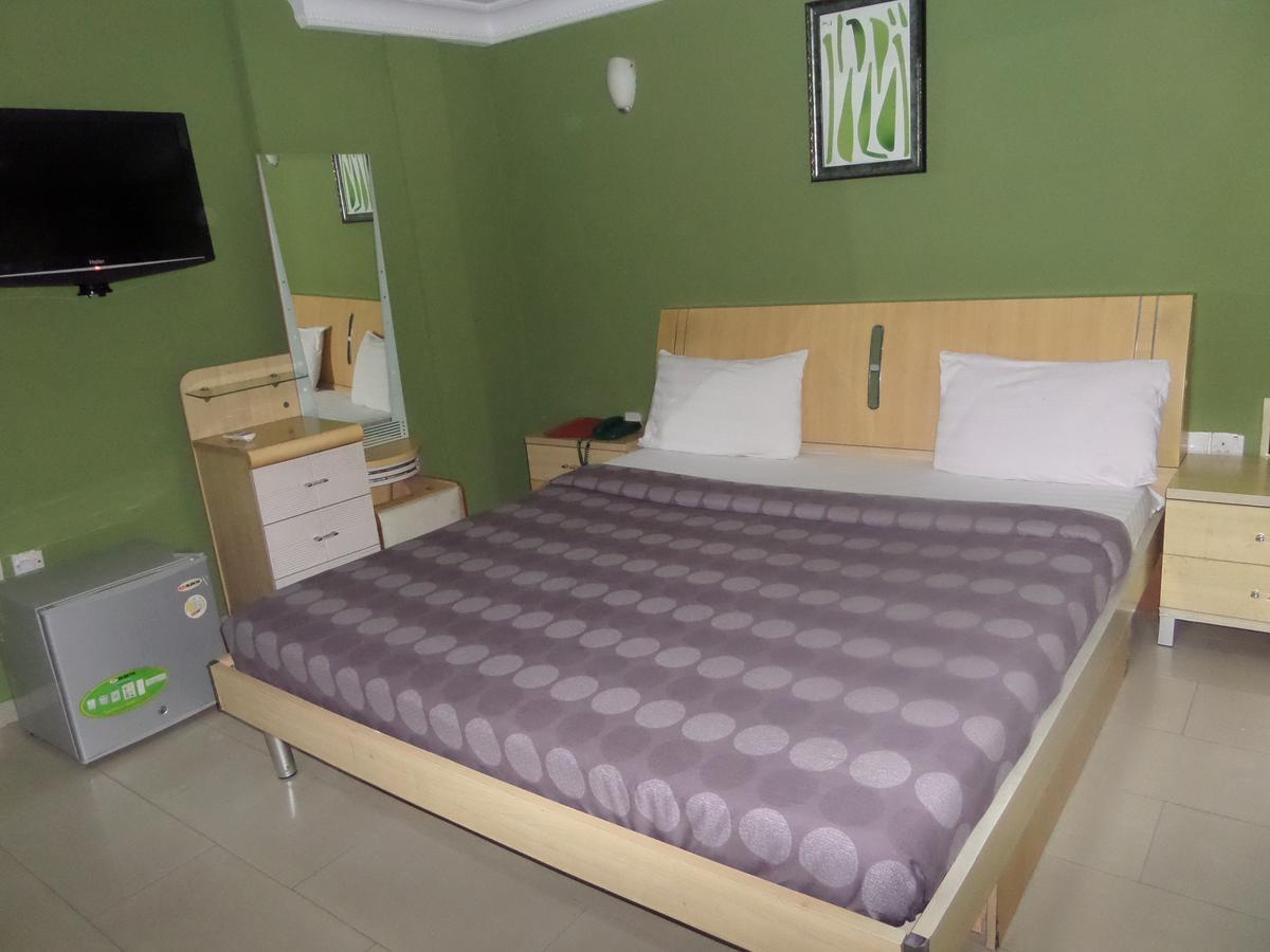 Theodawn Hotels @ Suite 29 Ikeja Eksteriør billede