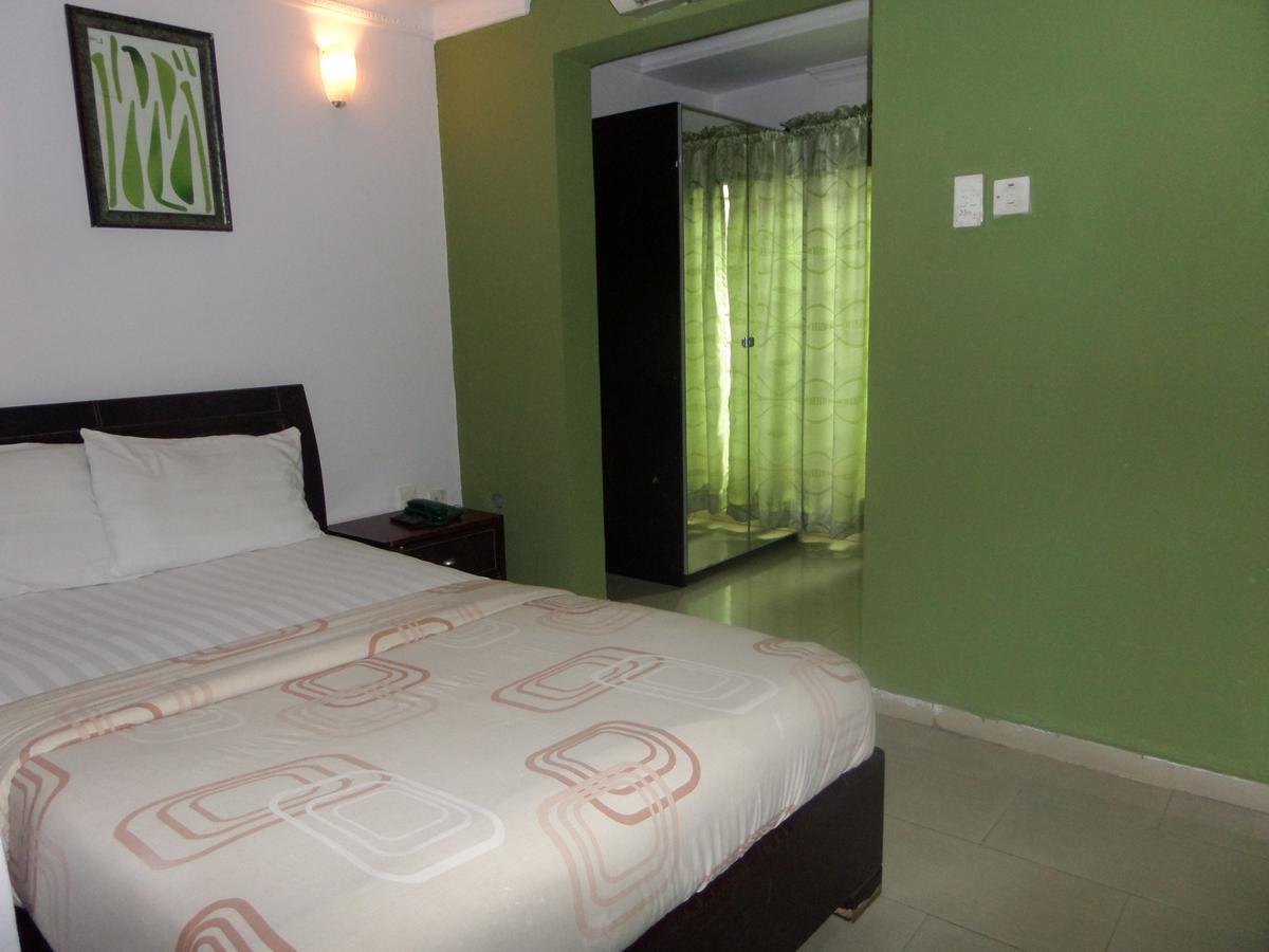 Theodawn Hotels @ Suite 29 Ikeja Eksteriør billede