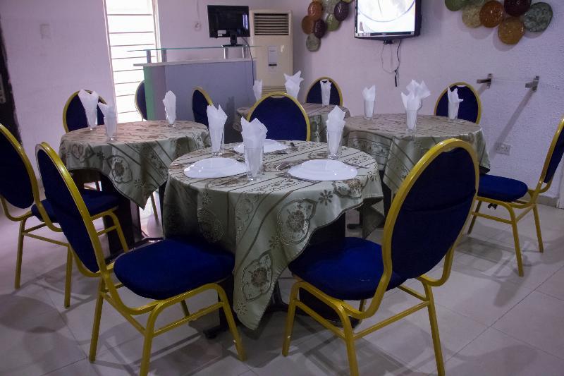 Theodawn Hotels @ Suite 29 Ikeja Eksteriør billede