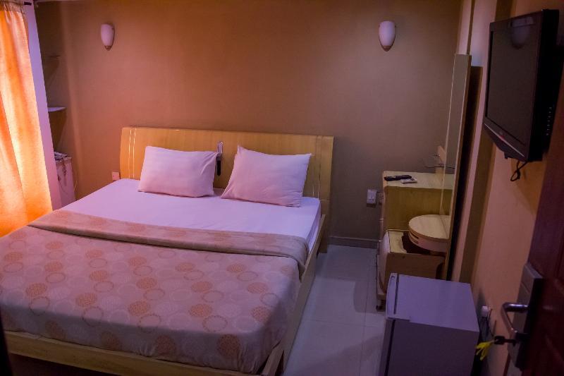 Theodawn Hotels @ Suite 29 Ikeja Eksteriør billede